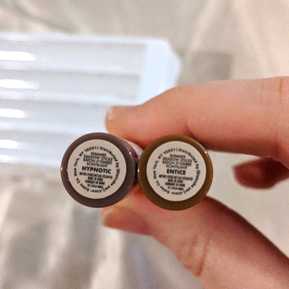 3/$33 - BCBG Shimmer Sticks 2, Copper & Purple ( Limited Ed'n , BCBGeneration) - Picture 4 of 4